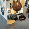 Lampadaire avec Table – Image 3