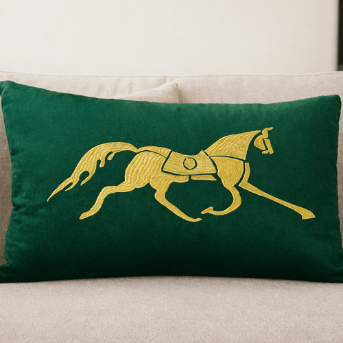 Coussin Vert brodé cheval Doré